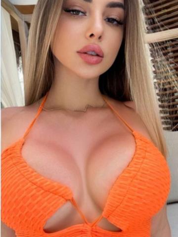 Проститутка Каролина